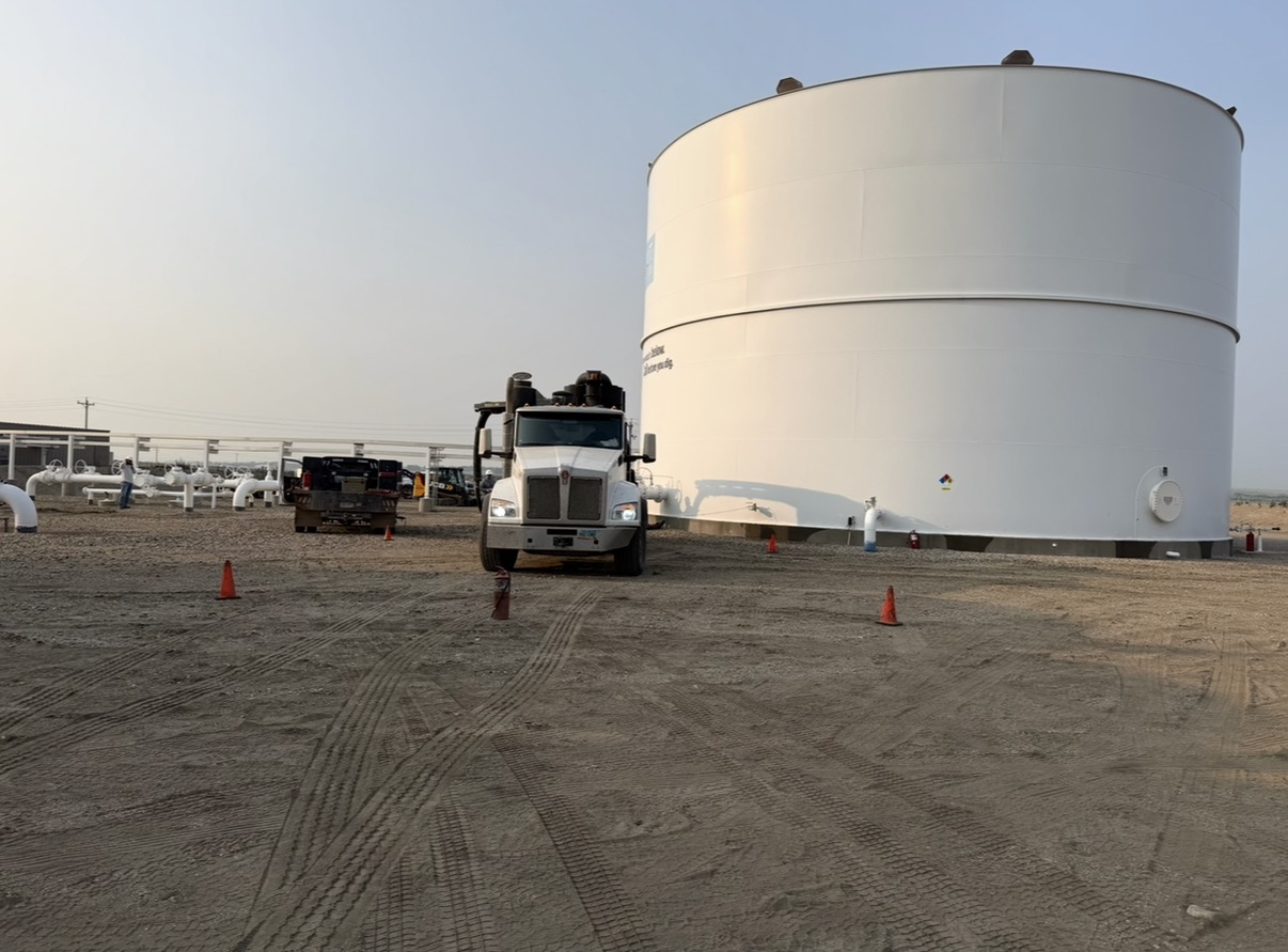 Tank cleaning site preparation